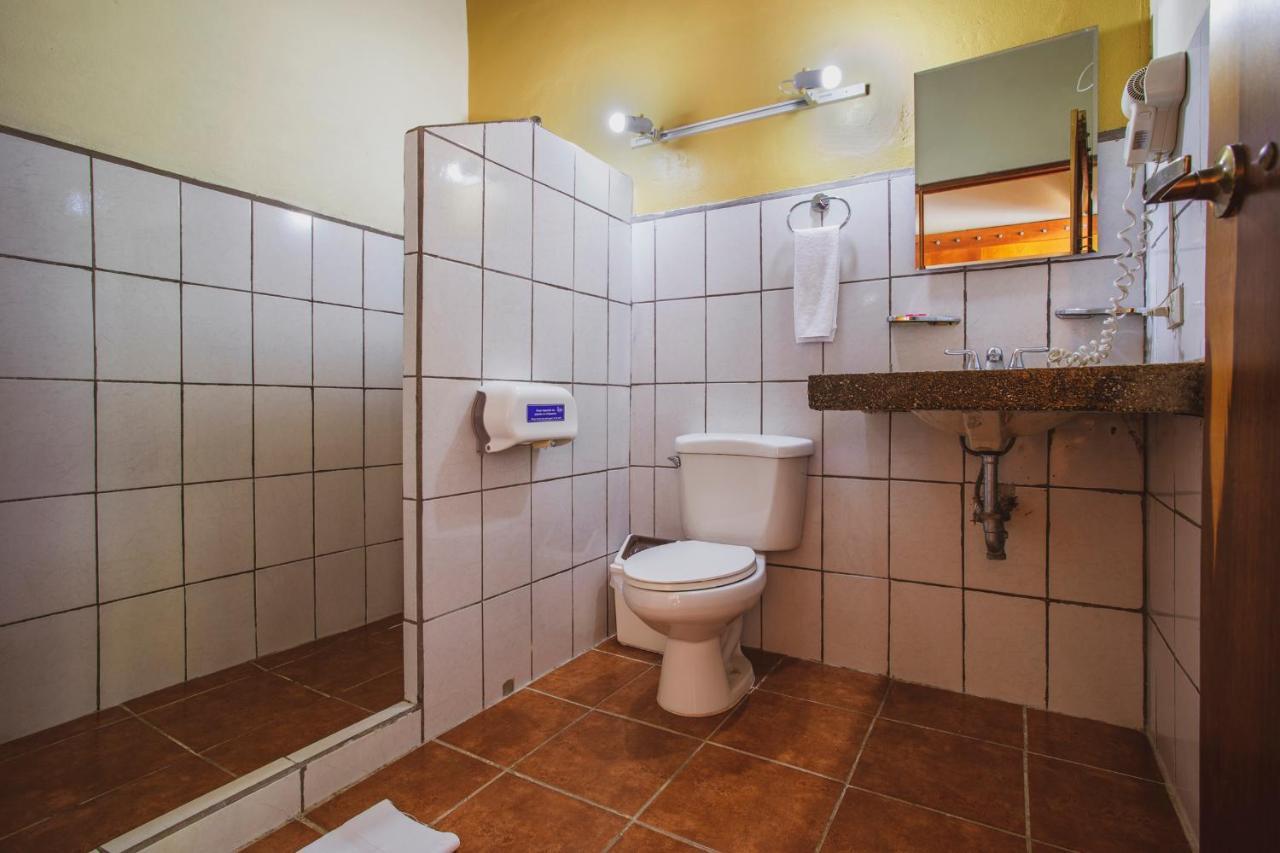 Hotel La Hacienda Quesada  Kültér fotó