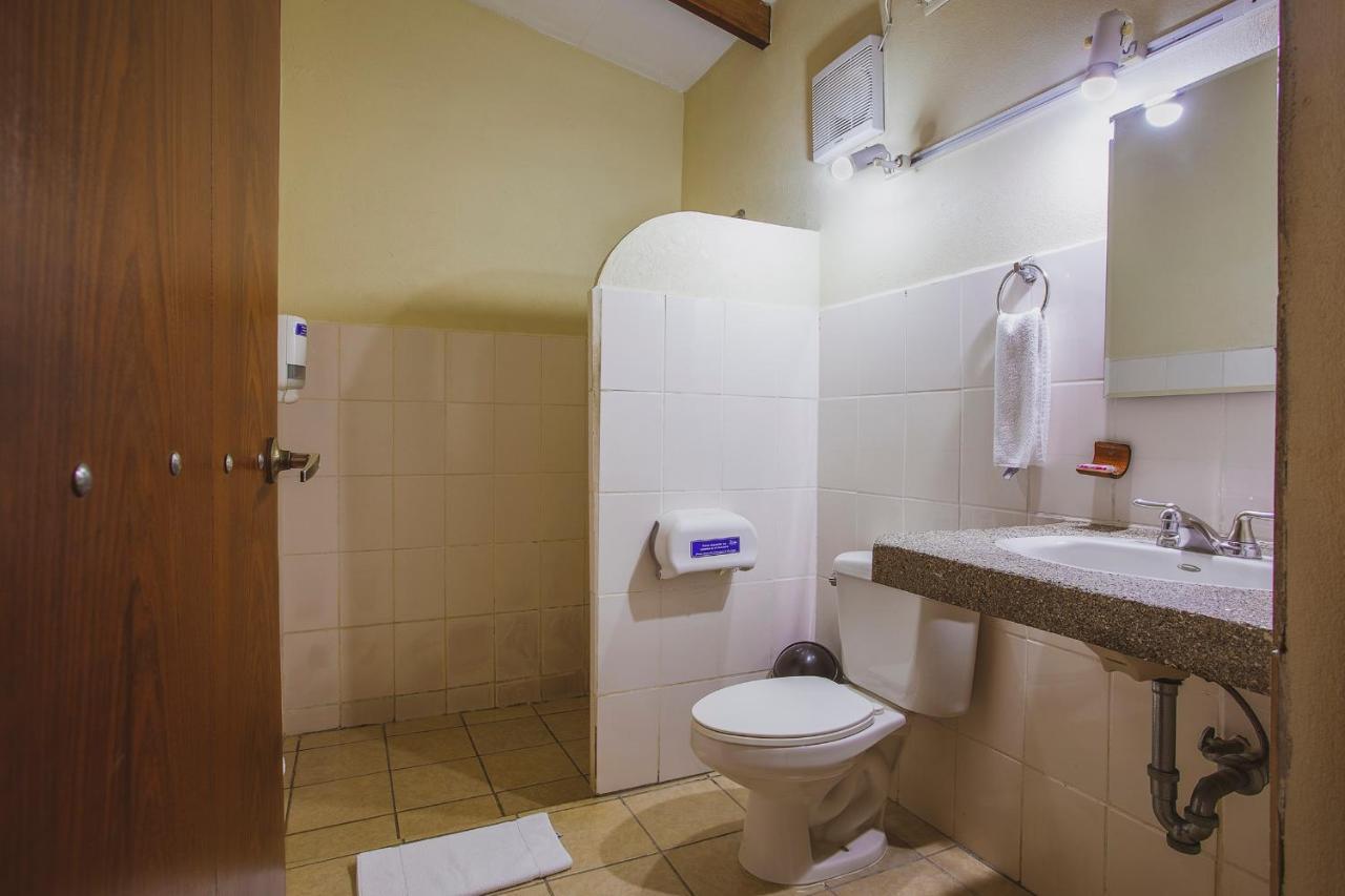 Hotel La Hacienda Quesada  Kültér fotó