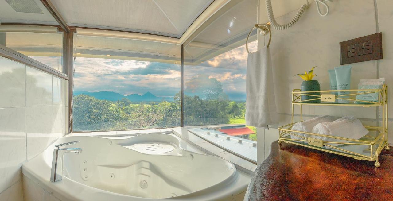 Hotel La Hacienda Quesada  Kültér fotó
