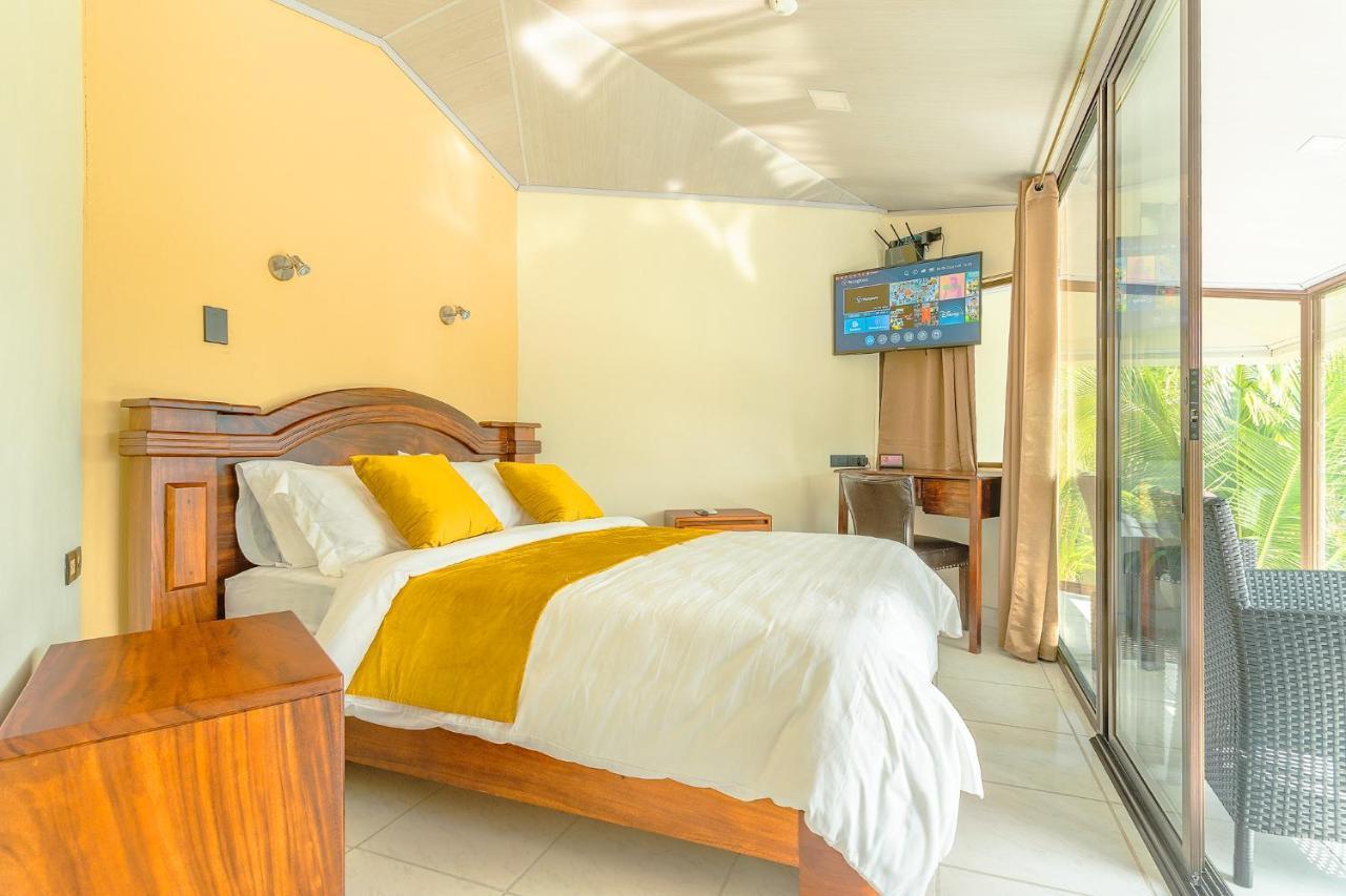 Hotel La Hacienda Quesada  Kültér fotó
