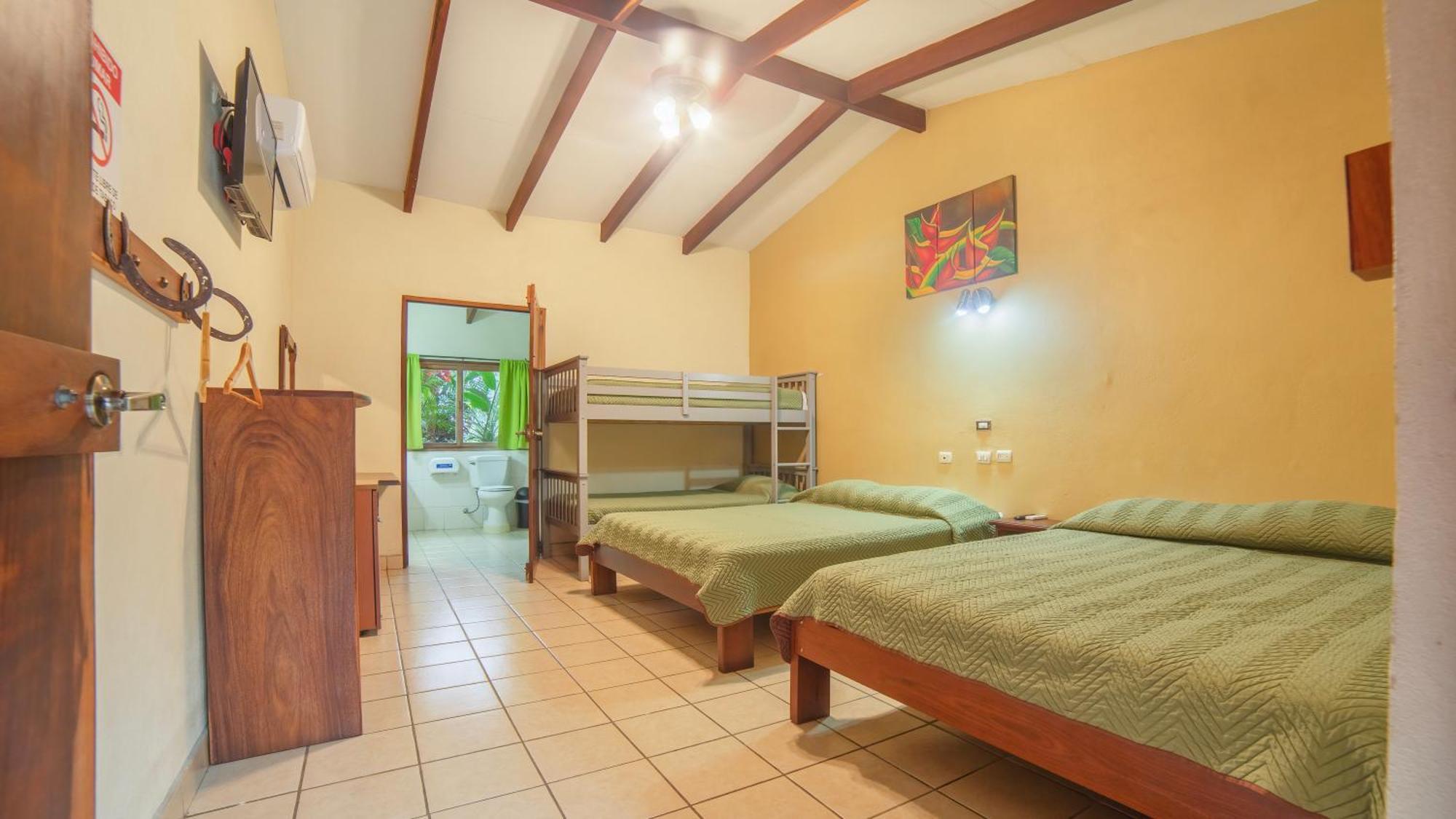 Hotel La Hacienda Quesada  Kültér fotó