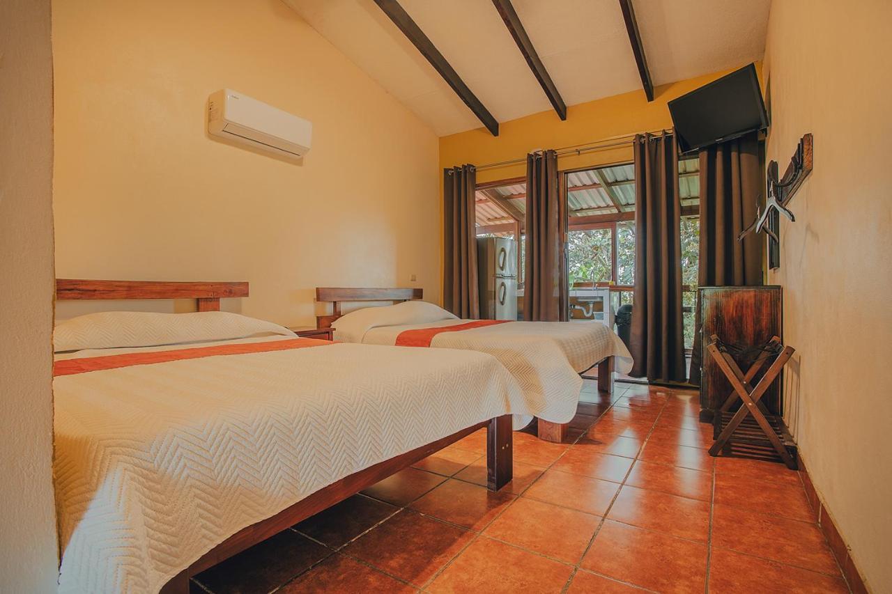 Hotel La Hacienda Quesada  Kültér fotó